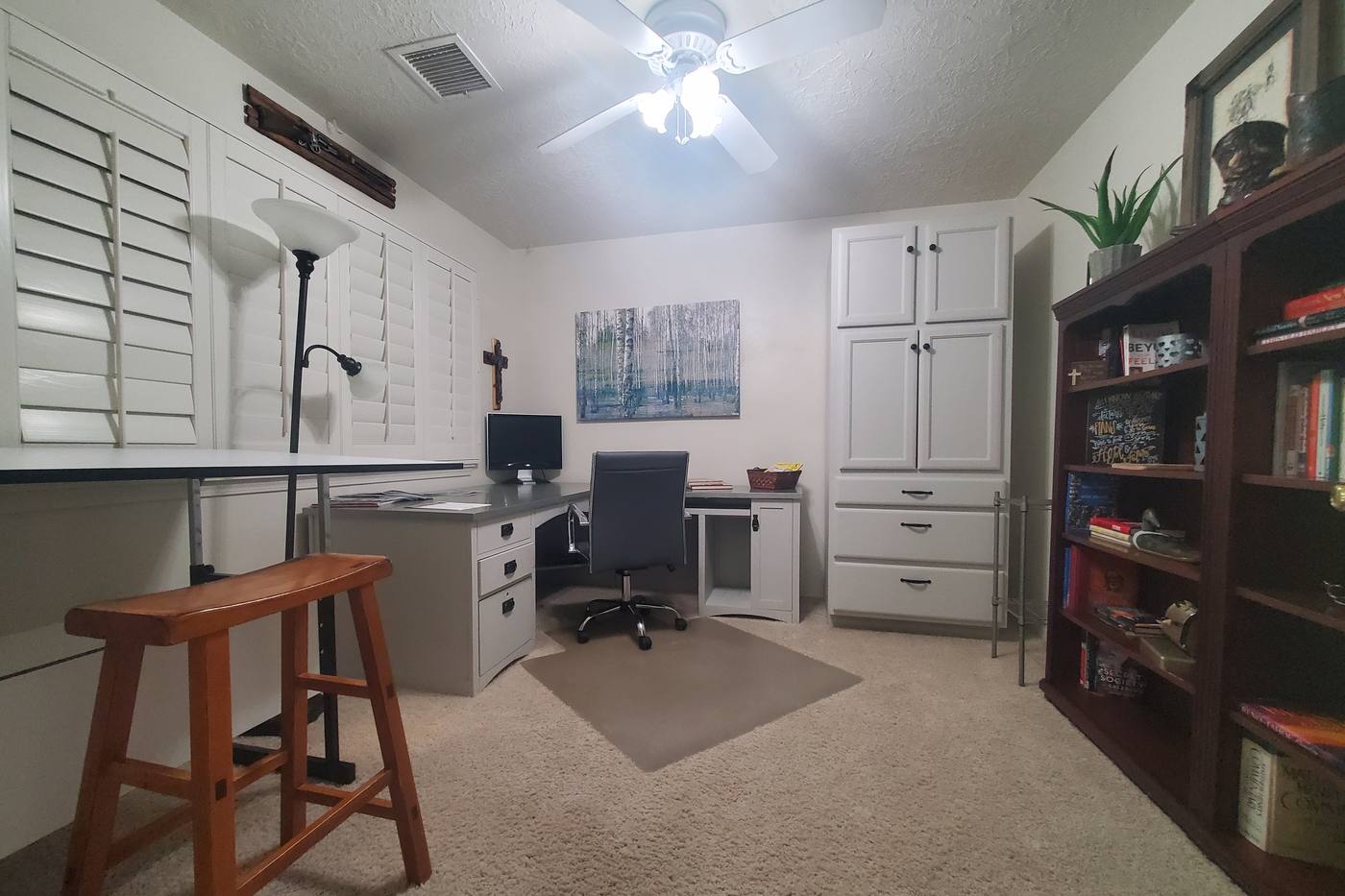 Work-friendly spaces at Windmill Ranch